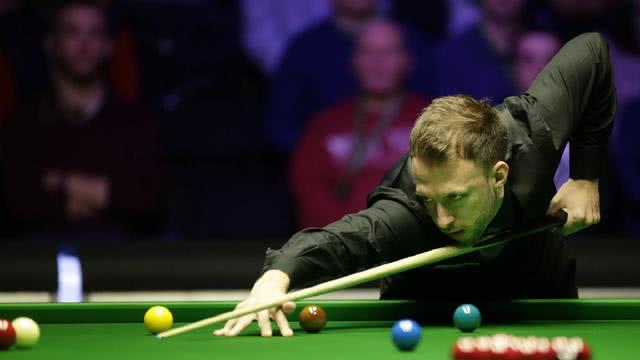 众赛事的举 众赛事的举