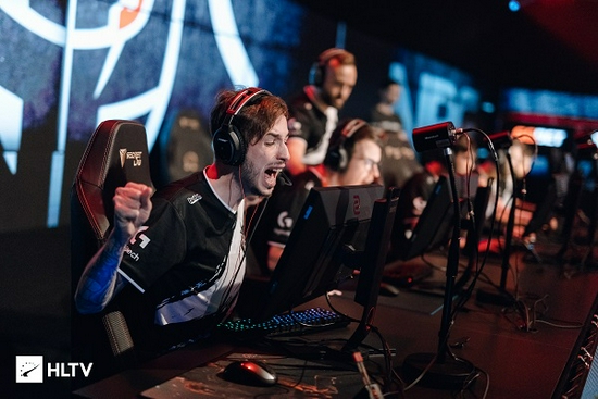 力自然不言 力自然不言