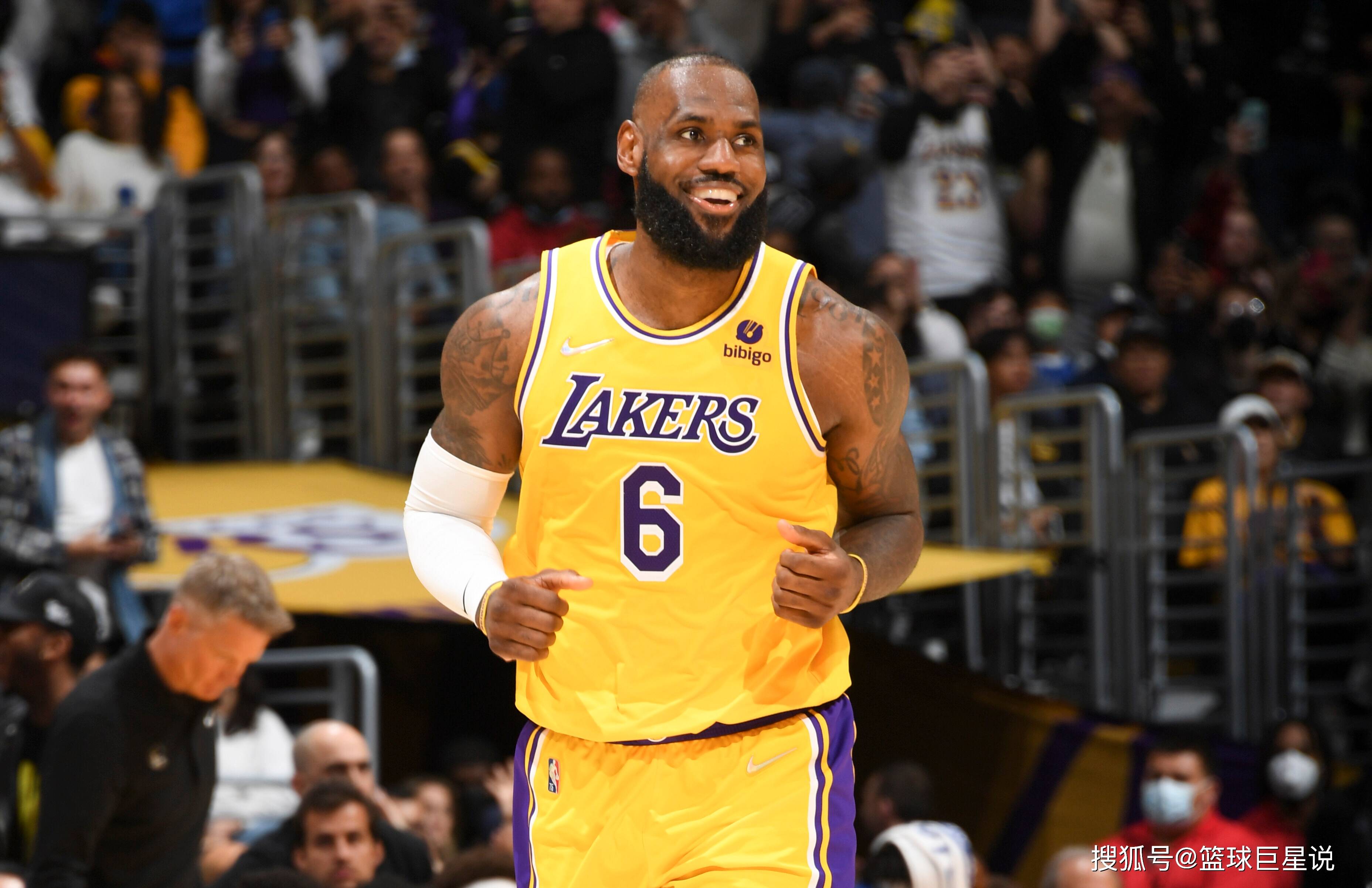 广厦大胜四 广厦大胜四